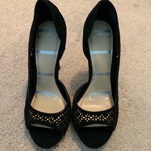 Elle Black Cutout Heel Pumps Size 6